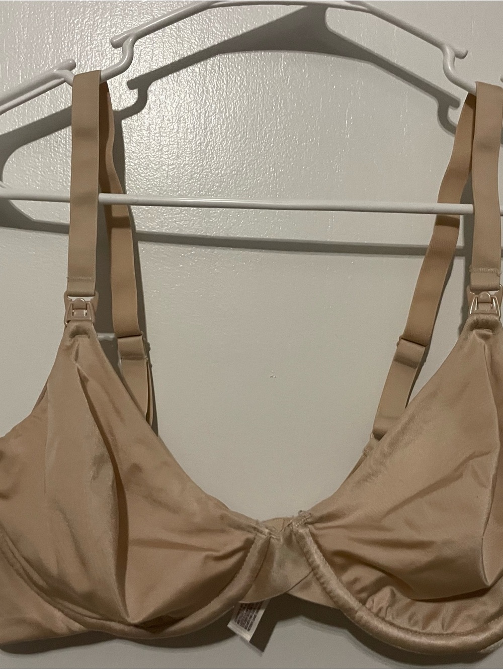 Nude Women's Underwire Nursing Bra - Soft Support